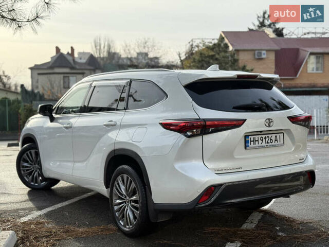 Белый Тойота Хайлендер, объемом двигателя 3.46 л и пробегом 52 тыс. км за 42500 $, фото 9 на Automoto.ua