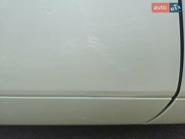 Белый Тойота Хайлендер, объемом двигателя 3.46 л и пробегом 93 тыс. км за 38000 $, фото 18 на Automoto.ua