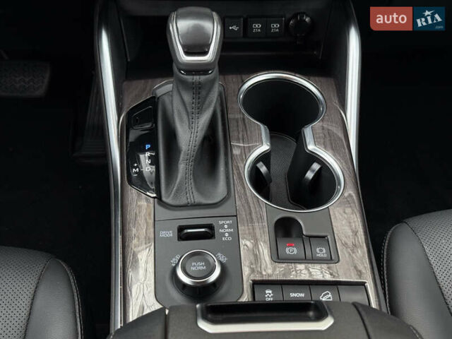 Белый Тойота Хайлендер, объемом двигателя 3.46 л и пробегом 52 тыс. км за 42500 $, фото 24 на Automoto.ua