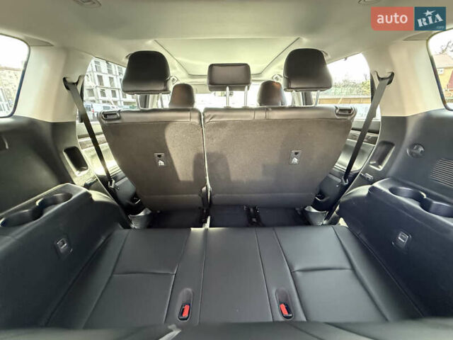 Белый Тойота Хайлендер, объемом двигателя 3.46 л и пробегом 52 тыс. км за 42500 $, фото 30 на Automoto.ua