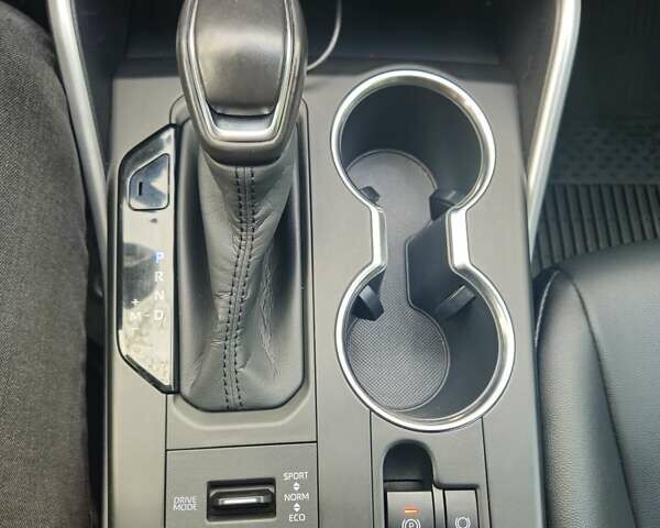 Белый Тойота Хайлендер, объемом двигателя 3.46 л и пробегом 93 тыс. км за 38000 $, фото 8 на Automoto.ua