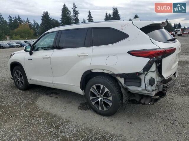 Белый Тойота Хайлендер, объемом двигателя 2.49 л и пробегом 100 тыс. км за 15300 $, фото 1 на Automoto.ua