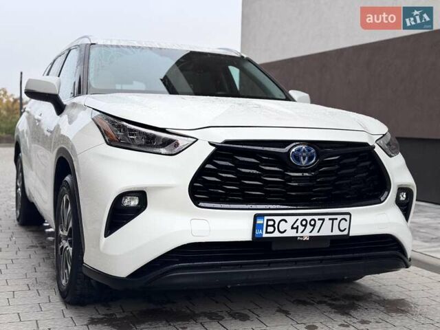Білий Тойота Хайлендер, об'ємом двигуна 2.49 л та пробігом 61 тис. км за 41800 $, фото 11 на Automoto.ua