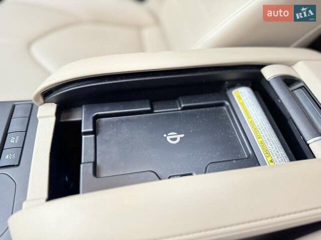 Білий Тойота Хайлендер, об'ємом двигуна 2.49 л та пробігом 61 тис. км за 41800 $, фото 5 на Automoto.ua