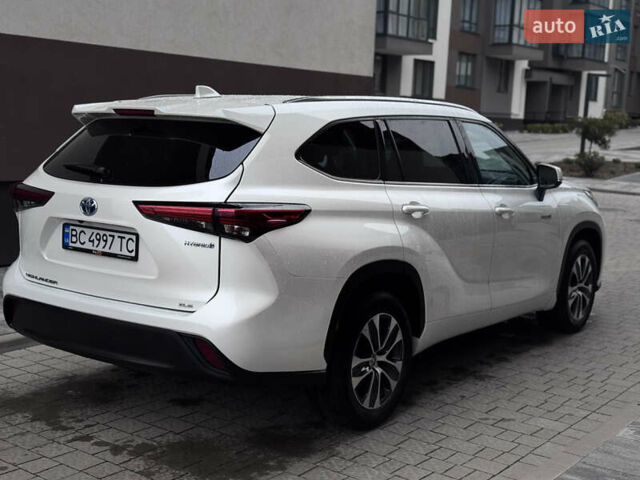 Тойота Хайлендер 2020 в Львове на Automoto.ua Белый Тойота Хайлендер, объемом двигателя 2.49 л и пробегом 60 тыс. км за 47500 $, фото 7 на Automoto.ua