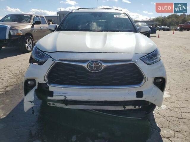 Белый Тойота Хайлендер, объемом двигателя 3.5 л и пробегом 82 тыс. км за 13600 $, фото 4 на Automoto.ua