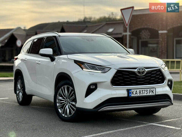 Белый Тойота Хайлендер, объемом двигателя 3.46 л и пробегом 41 тыс. км за 46700 $, фото 6 на Automoto.ua