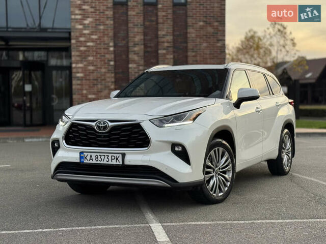Белый Тойота Хайлендер, объемом двигателя 3.46 л и пробегом 41 тыс. км за 46700 $, фото 4 на Automoto.ua