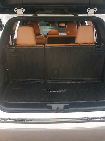 Білий Тойота Хайлендер, об'ємом двигуна 2.49 л та пробігом 20 тис. км за 62000 $, фото 12 на Automoto.ua