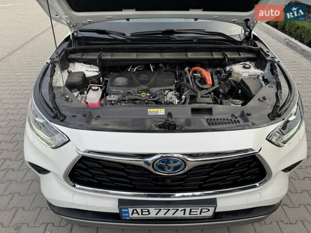 Білий Тойота Хайлендер, об'ємом двигуна 2.49 л та пробігом 81 тис. км за 52000 $, фото 10 на Automoto.ua