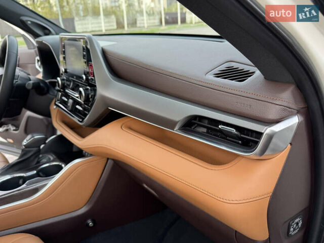 Белый Тойота Хайлендер, объемом двигателя 3.46 л и пробегом 41 тыс. км за 46700 $, фото 40 на Automoto.ua