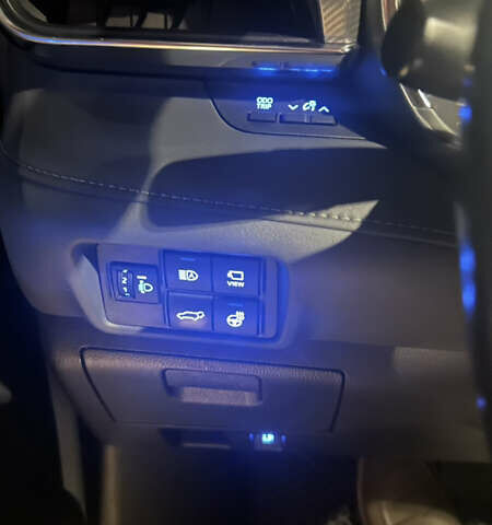 Белый Тойота Хайлендер, объемом двигателя 2.49 л и пробегом 60 тыс. км за 61000 $, фото 23 на Automoto.ua