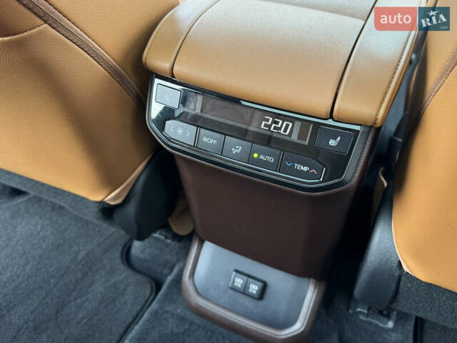 Белый Тойота Хайлендер, объемом двигателя 3.46 л и пробегом 41 тыс. км за 46700 $, фото 52 на Automoto.ua