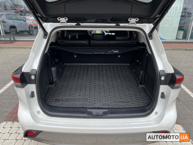 Білий Тойота Хайлендер, об'ємом двигуна 2.5 л та пробігом 81 тис. км за 50225 $, фото 4 на Automoto.ua