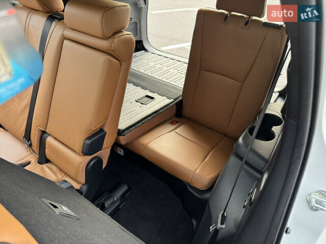 Белый Тойота Хайлендер, объемом двигателя 3.46 л и пробегом 41 тыс. км за 46700 $, фото 51 на Automoto.ua