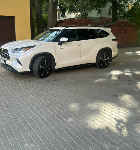 Белый Тойота Хайлендер, объемом двигателя 2.49 л и пробегом 60 тыс. км за 61000 $, фото 28 на Automoto.ua