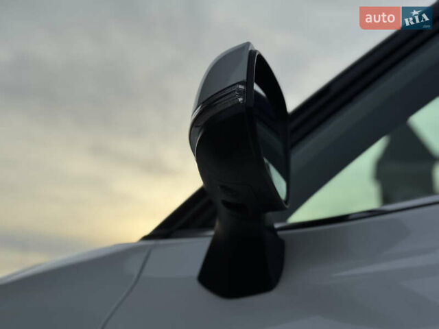 Белый Тойота Хайлендер, объемом двигателя 3.46 л и пробегом 41 тыс. км за 46700 $, фото 25 на Automoto.ua