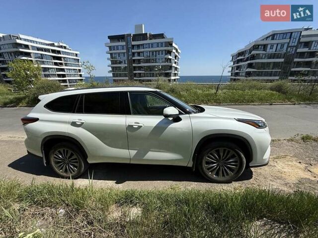 Белый Тойота Хайлендер, объемом двигателя 2.49 л и пробегом 41 тыс. км за 56500 $, фото 20 на Automoto.ua