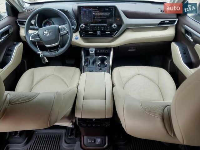 Белый Тойота Хайлендер, объемом двигателя 2.49 л и пробегом 91 тыс. км за 17500 $, фото 7 на Automoto.ua
