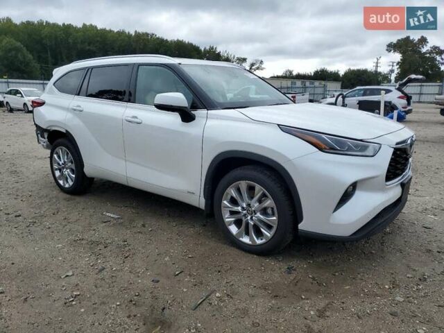 Белый Тойота Хайлендер, объемом двигателя 2.49 л и пробегом 91 тыс. км за 17500 $, фото 3 на Automoto.ua