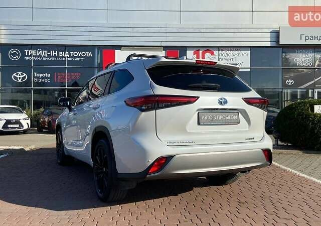 Белый Тойота Хайлендер, объемом двигателя 2.49 л и пробегом 75 тыс. км за 59700 $, фото 1 на Automoto.ua