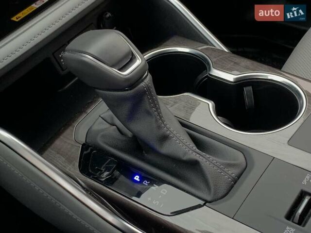 Белый Тойота Хайлендер, объемом двигателя 2.5 л и пробегом 13 тыс. км за 56999 $, фото 54 на Automoto.ua