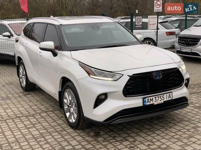 Белый Тойота Хайлендер, объемом двигателя 2.5 л и пробегом 13 тыс. км за 56999 $, фото 9 на Automoto.ua