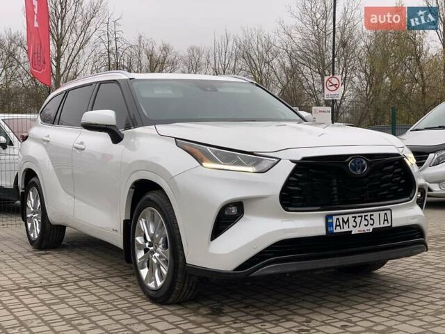 Белый Тойота Хайлендер, объемом двигателя 2.5 л и пробегом 13 тыс. км за 56999 $, фото 8 на Automoto.ua
