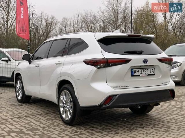 Белый Тойота Хайлендер, объемом двигателя 2.5 л и пробегом 13 тыс. км за 56999 $, фото 18 на Automoto.ua