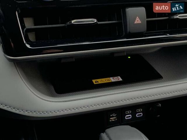 Белый Тойота Хайлендер, объемом двигателя 2.5 л и пробегом 13 тыс. км за 56999 $, фото 56 на Automoto.ua