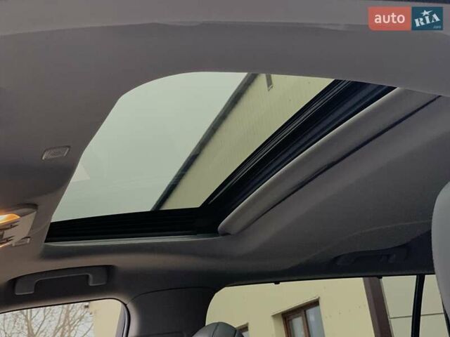 Белый Тойота Хайлендер, объемом двигателя 2.5 л и пробегом 13 тыс. км за 56999 $, фото 66 на Automoto.ua