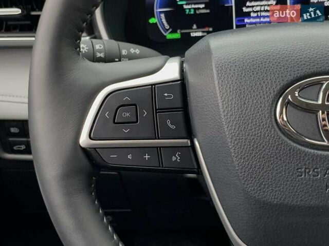 Белый Тойота Хайлендер, объемом двигателя 2.5 л и пробегом 13 тыс. км за 56999 $, фото 48 на Automoto.ua