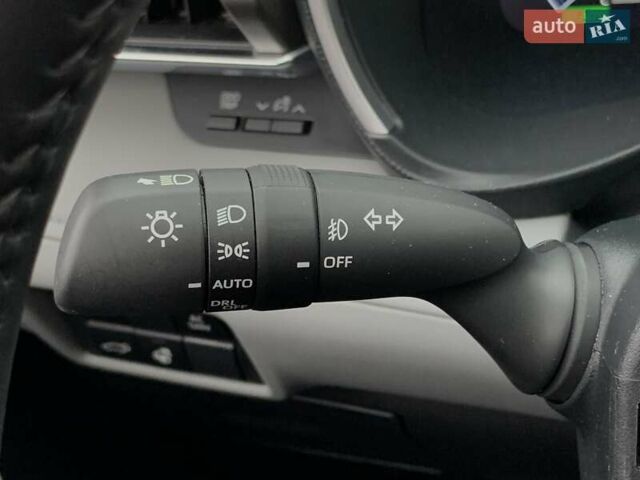 Белый Тойота Хайлендер, объемом двигателя 2.5 л и пробегом 13 тыс. км за 56999 $, фото 50 на Automoto.ua