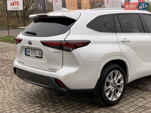 Белый Тойота Хайлендер, объемом двигателя 2.5 л и пробегом 13 тыс. км за 56999 $, фото 15 на Automoto.ua