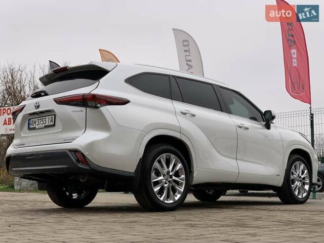 Белый Тойота Хайлендер, объемом двигателя 2.5 л и пробегом 13 тыс. км за 56999 $, фото 14 на Automoto.ua
