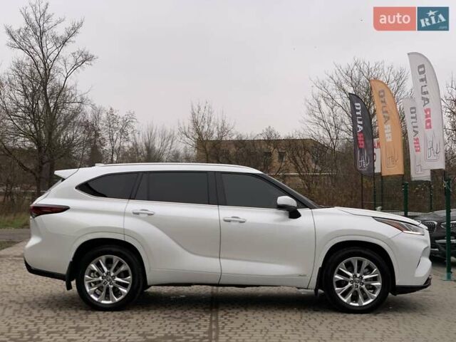 Белый Тойота Хайлендер, объемом двигателя 2.5 л и пробегом 13 тыс. км за 56999 $, фото 21 на Automoto.ua