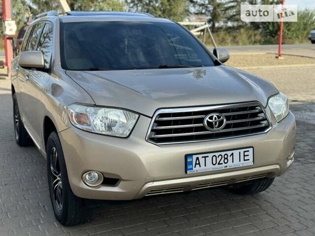 Бежевый Тойота Хайлендер, объемом двигателя 3.46 л и пробегом 280 тыс. км за 13200 $, фото 16 на Automoto.ua