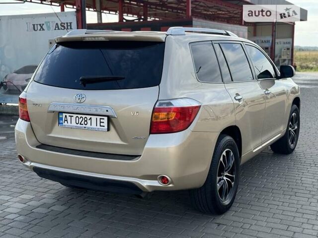 Бежевый Тойота Хайлендер, объемом двигателя 3.46 л и пробегом 280 тыс. км за 13200 $, фото 10 на Automoto.ua