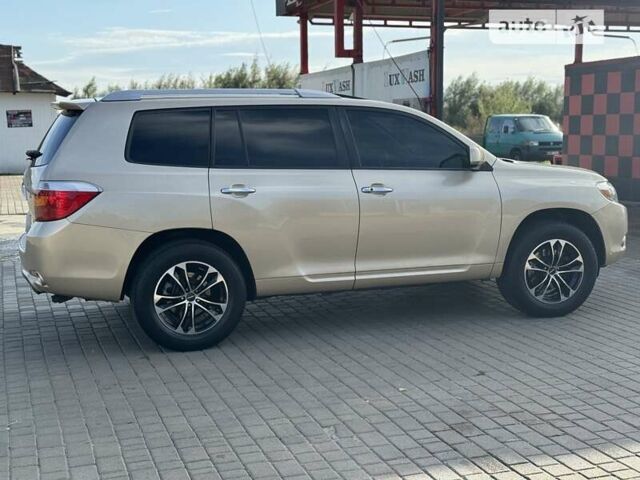 Бежевый Тойота Хайлендер, объемом двигателя 3.46 л и пробегом 280 тыс. км за 13200 $, фото 8 на Automoto.ua