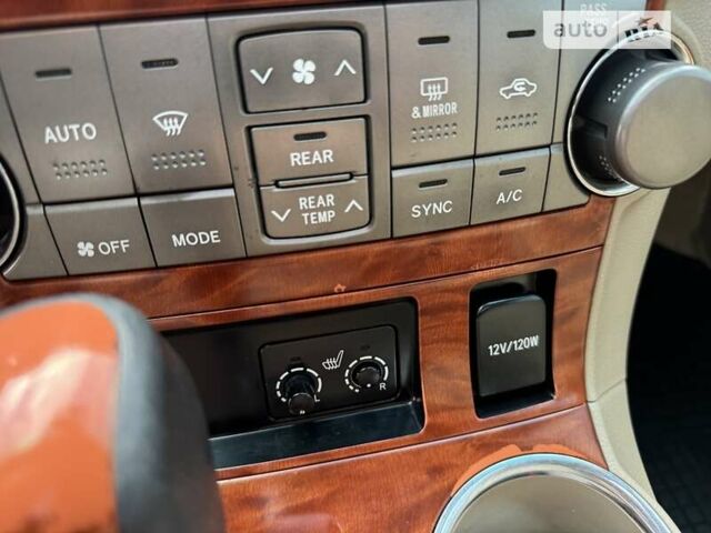 Бежевый Тойота Хайлендер, объемом двигателя 3.46 л и пробегом 280 тыс. км за 13200 $, фото 25 на Automoto.ua