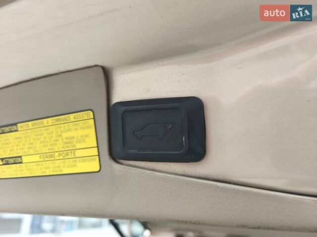 Бежевый Тойота Хайлендер, объемом двигателя 3.46 л и пробегом 302 тыс. км за 18600 $, фото 35 на Automoto.ua