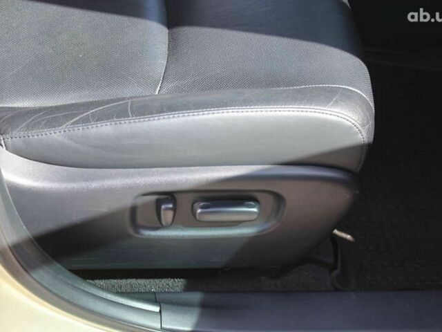 Бежевий Тойота Хайлендер, об'ємом двигуна 3.5 л та пробігом 113 тис. км за 17990 $, фото 25 на Automoto.ua