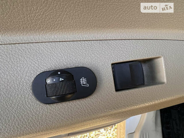 Тойота Хайлендер 2011 в Верхнеднепровске на Automoto.ua Бежевый Тойота Хайлендер, объемом двигателя 3.49 л и пробегом 290 тыс. км за 18000 $, фото 3 на Automoto.ua