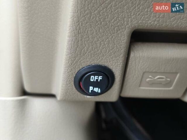 Бежевый Тойота Хайлендер, объемом двигателя 3.46 л и пробегом 302 тыс. км за 18600 $, фото 20 на Automoto.ua