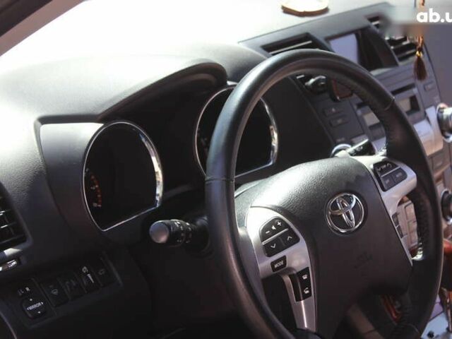 Бежевий Тойота Хайлендер, об'ємом двигуна 3.5 л та пробігом 113 тис. км за 17990 $, фото 18 на Automoto.ua