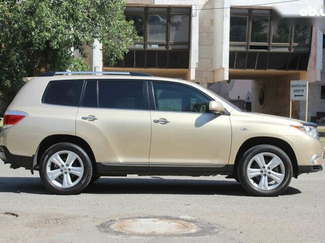 Бежевий Тойота Хайлендер, об'ємом двигуна 3.5 л та пробігом 113 тис. км за 17990 $, фото 6 на Automoto.ua