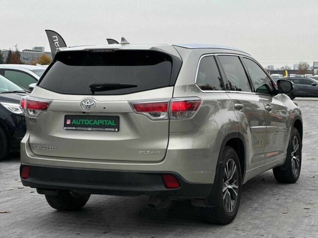 Бежевый Тойота Хайлендер, объемом двигателя 3.5 л и пробегом 166 тыс. км за 23990 $, фото 5 на Automoto.ua