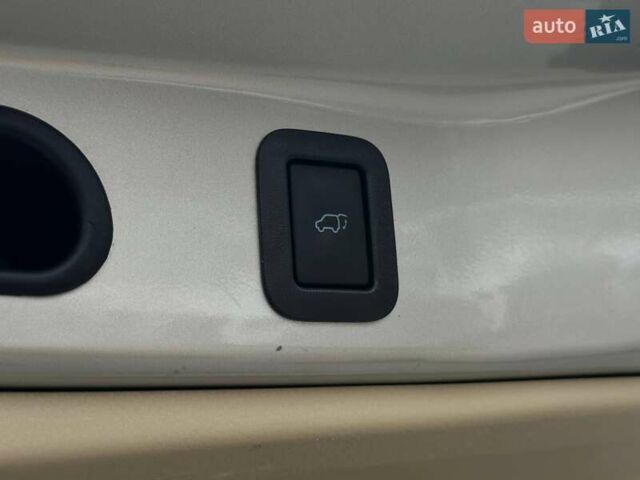 Бежевый Тойота Хайлендер, объемом двигателя 3.46 л и пробегом 166 тыс. км за 23990 $, фото 28 на Automoto.ua