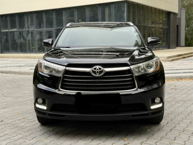 Чорний Тойота Хайлендер, об'ємом двигуна 2.7 л та пробігом 185 тис. км за 19500 $, фото 1 на Automoto.ua