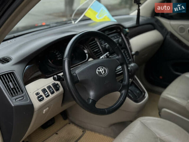 Чорний Тойота Хайлендер, об'ємом двигуна 3 л та пробігом 320 тис. км за 7400 $, фото 29 на Automoto.ua